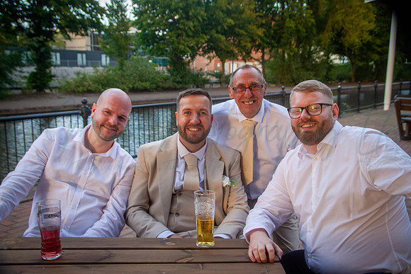 Dean & Kelly Wedding At Mecure St Helens.