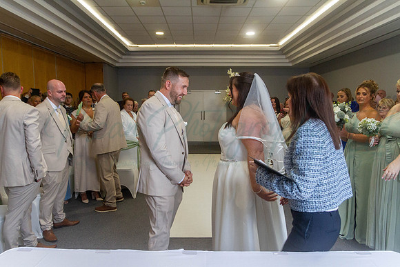Dean & Kelly Wedding At Mecure St Helens.