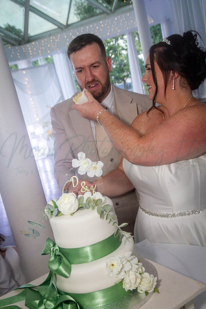 Dean & Kelly Wedding At Mecure St Helens.