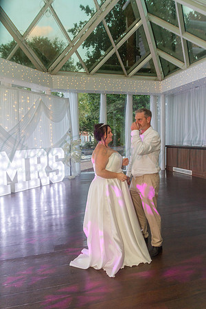 Dean & Kelly Wedding At Mecure St Helens.