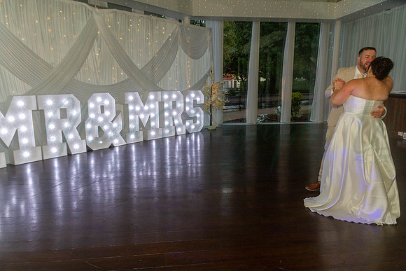 Dean & Kelly Wedding At Mecure St Helens.