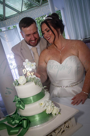 Dean & Kelly Wedding At Mecure St Helens.