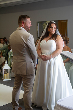 Dean & Kelly Wedding At Mecure St Helens.
