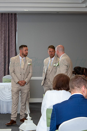 Dean & Kelly Wedding At Mecure St Helens.