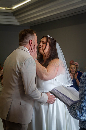 Dean & Kelly Wedding At Mecure St Helens.