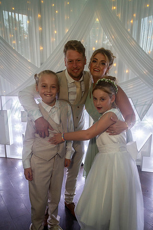 Dean & Kelly Wedding At Mecure St Helens.
