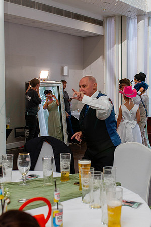 Dean & Kelly Wedding At Mecure St Helens.