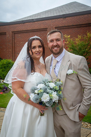Dean & Kelly Wedding At Mecure St Helens.