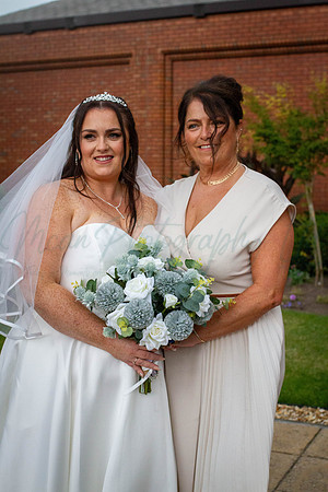 Dean & Kelly Wedding At Mecure St Helens.