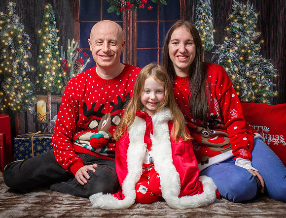 Kevin Bourne /family Xmas 2022