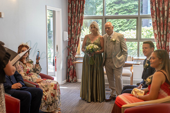 Stephen & Sharon Wedding Runcorn Registry Office.