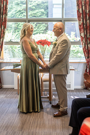 Stephen & Sharon Wedding Runcorn Registry Office.
