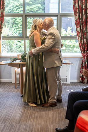 Stephen & Sharon Wedding Runcorn Registry Office.