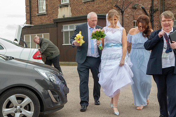 Kevin & Vicky Wedding Prescot Registry office