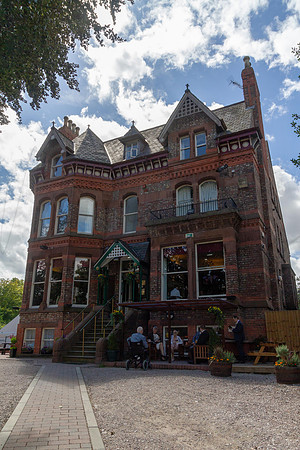Chris & Amanda Sefton Park Hotel