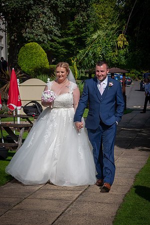 Dale & Jess Wedding at Devonshire House Hotel