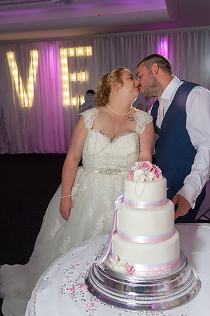 Dale & Jess Wedding at Devonshire House Hotel
