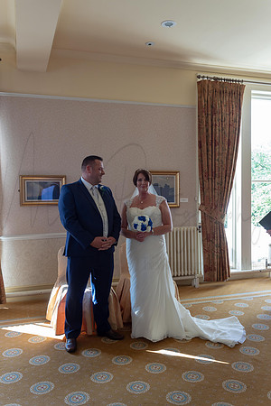 John & Sue Wedding Runcorn town Hall