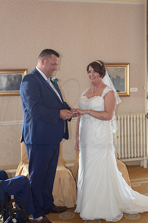 John & Sue Wedding Runcorn town Hall