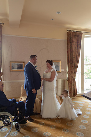 John & Sue Wedding Runcorn town Hall