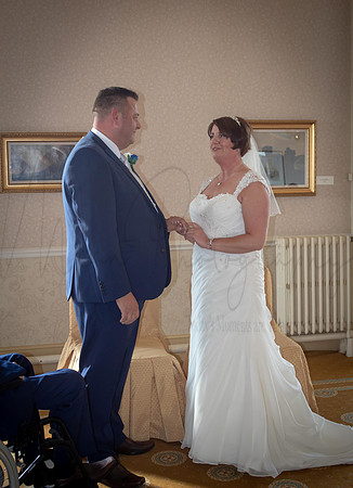 John & Sue Wedding Runcorn town Hall