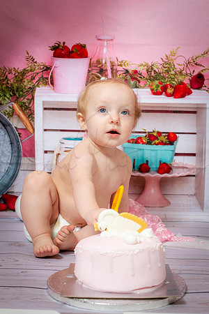 Hannah Cake Smash