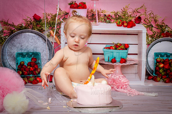 Hannah Cake Smash