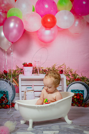 Hannah Cake Smash