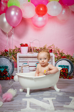 Hannah Cake Smash