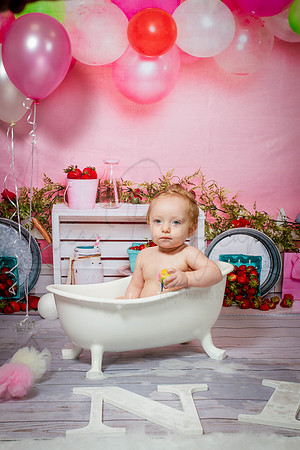 Hannah Cake Smash