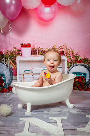 Hannah Cake Smash