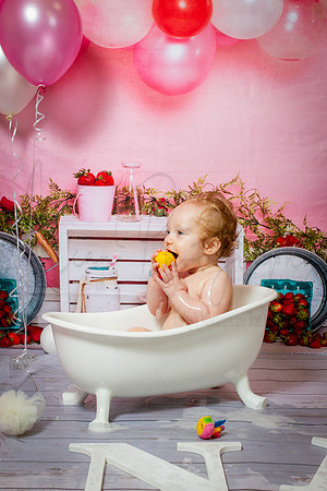 Hannah Cake Smash