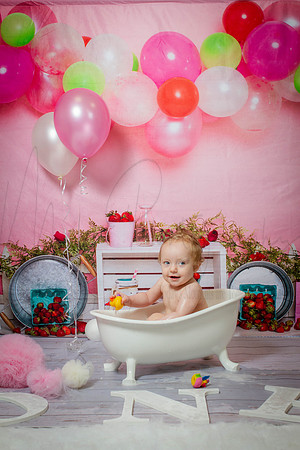Hannah Cake Smash