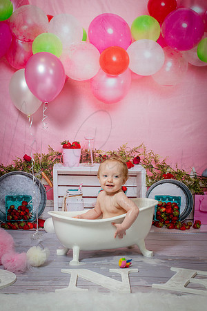 Hannah Cake Smash
