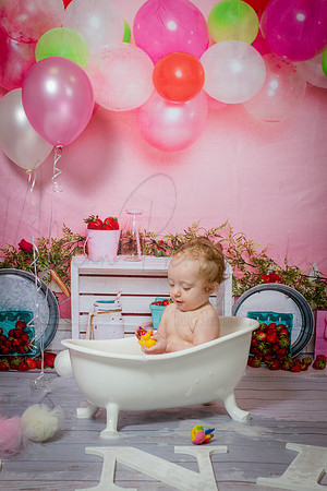 Hannah Cake Smash