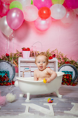 Hannah Cake Smash