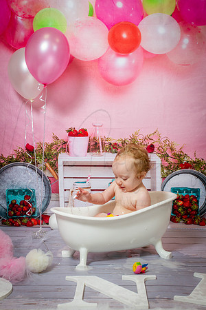 Hannah Cake Smash
