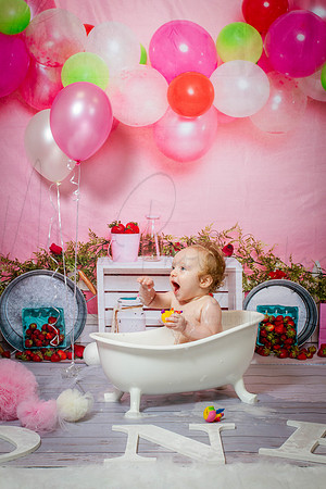 Hannah Cake Smash
