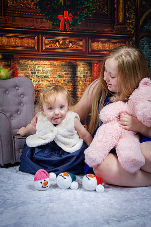 Lilly & Hannah Xmas Shoot