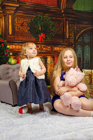 Lilly & Hannah Xmas Shoot
