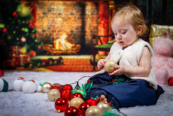 Lilly & Hannah Xmas Shoot