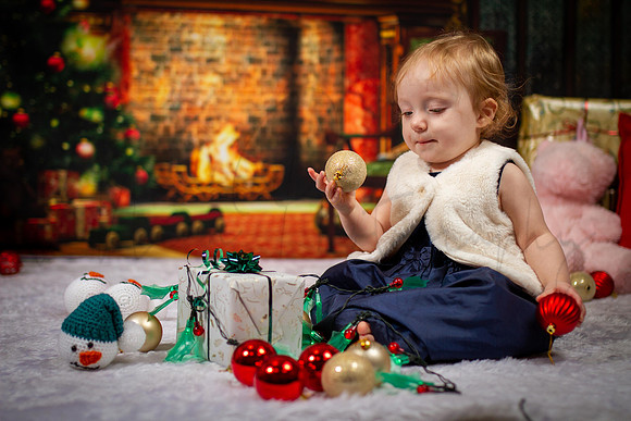 Lilly & Hannah Xmas Shoot