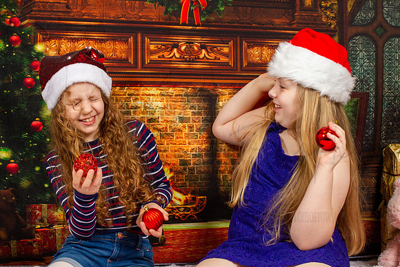 Lilly & Hannah Xmas Shoot