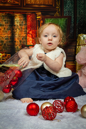 Lilly & Hannah Xmas Shoot