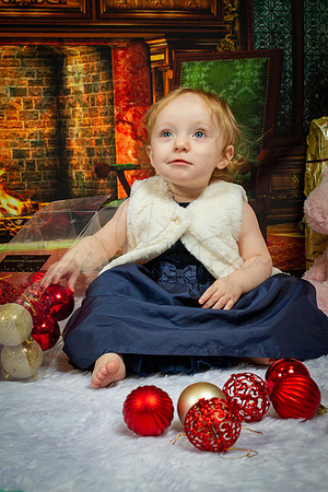 Lilly & Hannah Xmas Shoot