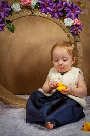 Lilly & Hannah Xmas Shoot