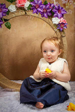 Lilly & Hannah Xmas Shoot