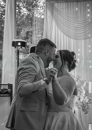 Dean & Kelly Wedding At Mecure St Helens.