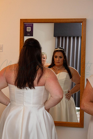 Dean & Kelly Wedding At Mecure St Helens.