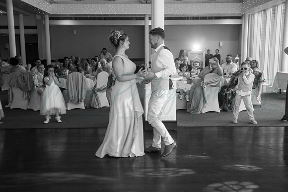 Dean & Kelly Wedding At Mecure St Helens.